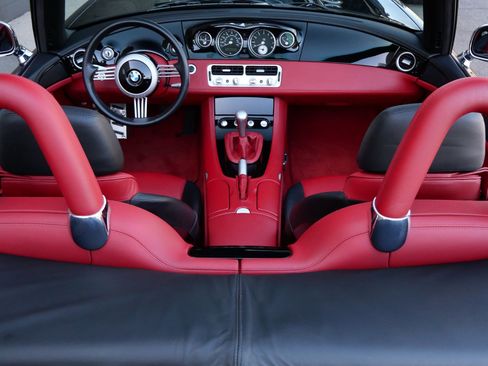 Used 2001 BMW Z8 RWD image 76