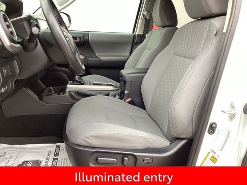 Used 2021 Toyota Tacoma SR5 image 12
