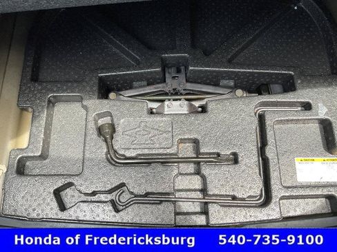 Used 2017 Toyota Camry LE FWD image 21
