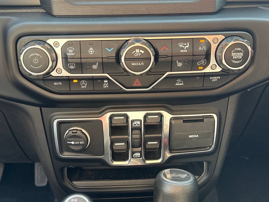 Used 2023 Jeep Wrangler Unlimited Sport AWD/4WD image 24