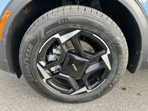 New 2026 Kia Sportage AWD Hybrid image 9