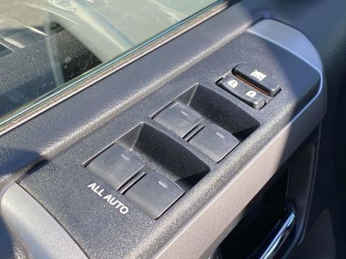 Used 2019 Toyota 4Runner Limited image 22