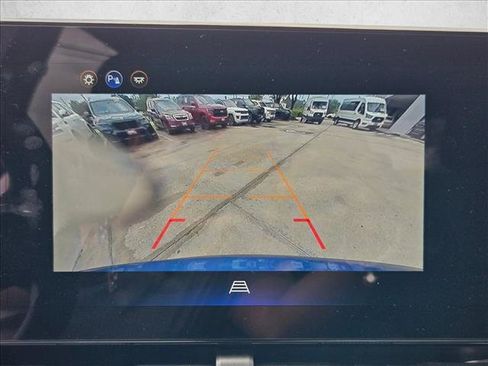 Used 2026 Chevrolet Equinox LT FWD image 13