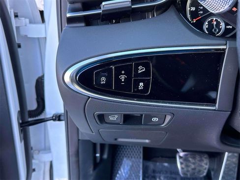 Used 2025 Genesis GV70 3.5T Sport w/ Sport Advanced Package image 22