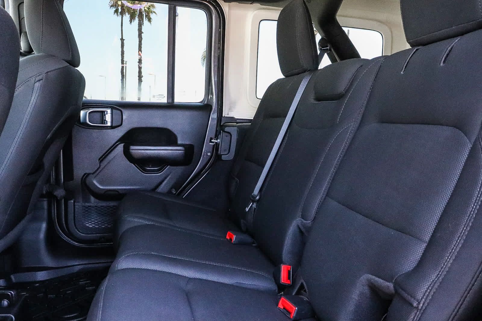 Used 2021 Jeep Wrangler Unlimited Sport AWD/4WD image 27