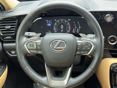 Used 2025 Lexus NX 250 FWD w/ Premium Package image 18