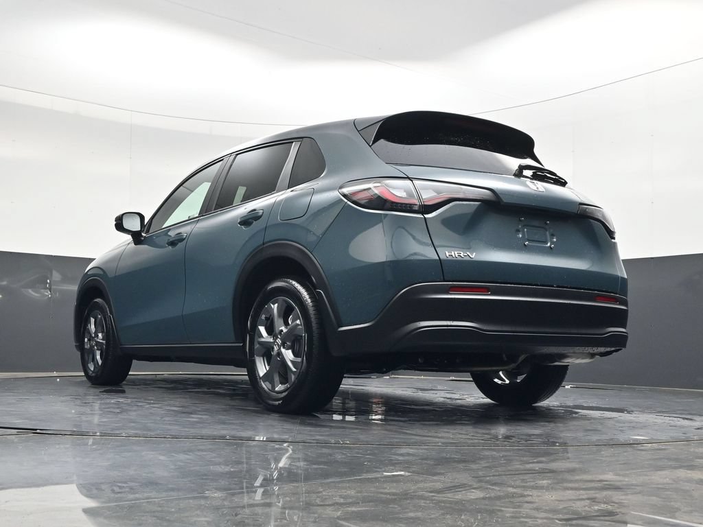 Certified 2026 Honda HR-V LX image 37