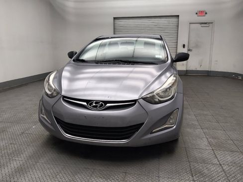 Used 2016 Hyundai Elantra SE w/ Option Group 02 image 15