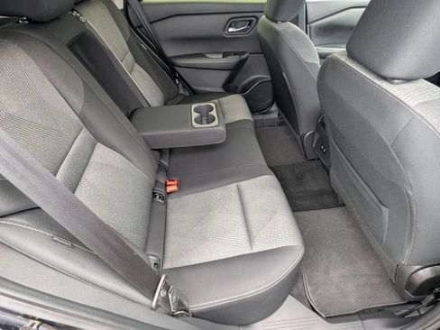 Certified 2024 Nissan Rogue SV FWD image 14
