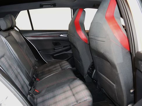 Used 2022 Volkswagen GTI SE image 57