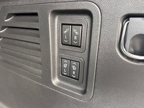 Certified 2026 Buick Enclave Preferred w/ Power Package FWD image 34
