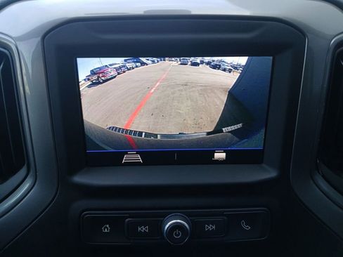 Used 2023 Chevrolet Silverado 2500 Custom w/ Custom Value Package image 9