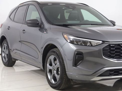 Used 2024 Ford Escape ST-Line w/ Tech Pack #1 AWD/4WD image 41