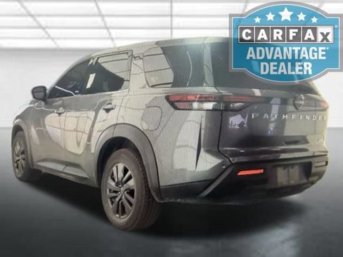 Used 2024 Nissan Pathfinder S AWD/4WD image 3
