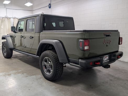 Used 2023 Jeep Gladiator Rubicon w/ Cold Weather Group AWD/4WD image 9