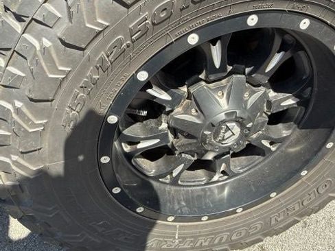 Used 2014 Ford F250 XLT w/ XLT Premium Package AWD/4WD image 17