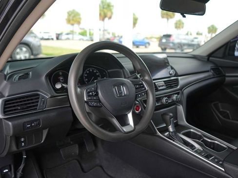 Used 2021 Honda Accord LX image 2