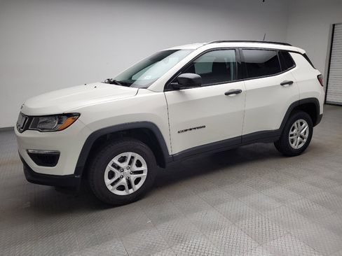 Used 2018 Jeep Compass Sport AWD/4WD image 2