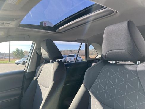 Used 2019 Toyota RAV4 XLE image 24