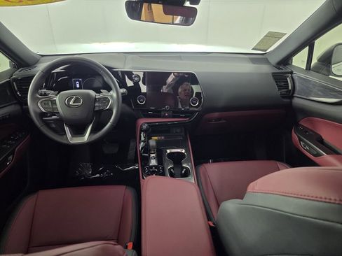 Used 2025 Lexus NX 350 AWD w/ Accessory Package (Z2) image 26