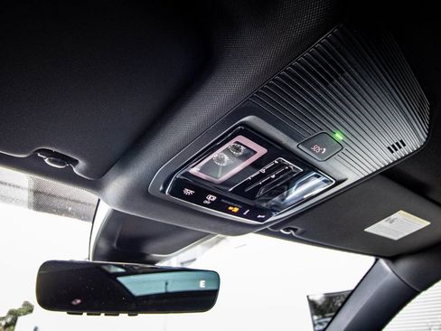 New 2026 Volkswagen Atlas Cross Sport SE image 40