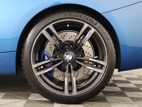 Used 2017 BMW M2 RWD image 16