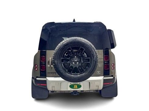 Used 2020 Land Rover Defender 110 SE image 3