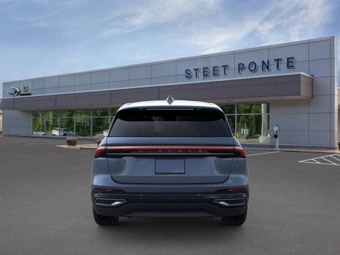 New 2026 Lincoln Nautilus Premier image 5