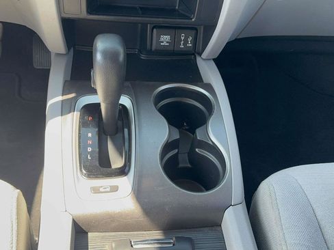 Used 2018 Honda Pilot EX image 16