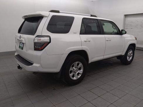 Used 2021 Toyota 4Runner SR5 RWD image 10