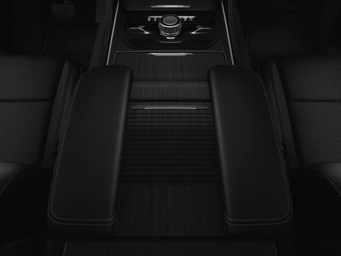 New 2025 Jeep Wagoneer L Series III w/ Premium Group I image 4