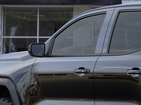 New 2026 GMC Canyon Elevation w/ Convenience Package RWD image 12