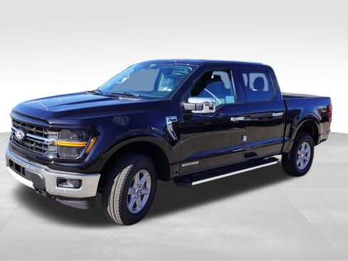 New 2025 Ford F150 XLT w/ Equipment Group 302A MID image 7