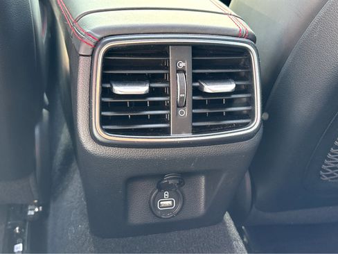 Used 2021 Genesis G70 3.3T w/ Sport Package image 25