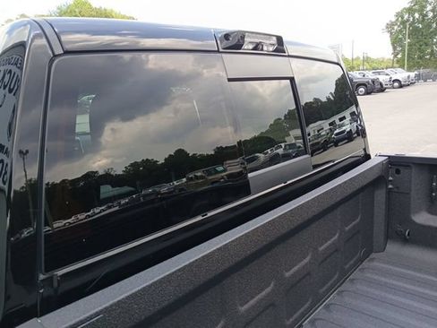New 2026 RAM 3500 Laramie AWD/4WD image 10