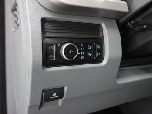 Used 2025 Ford F250 XLT w/ Black Appearance Package AWD/4WD image 49