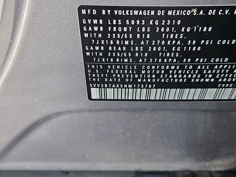 Certified 2022 Volkswagen Tiguan SE image 8