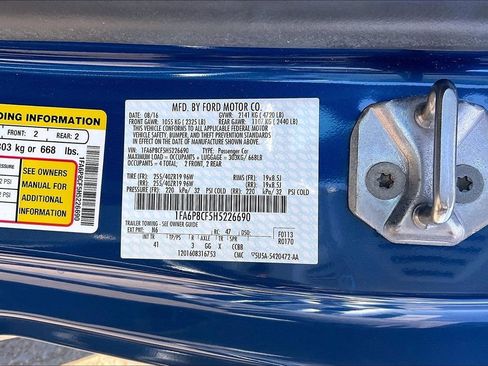 Used 2017 Ford Mustang GT Premium w/ Equipment Group 401A RWD image 5