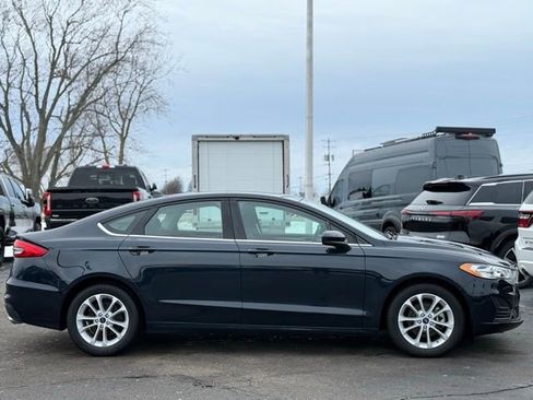 Certified 2020 Ford Fusion SE image 32