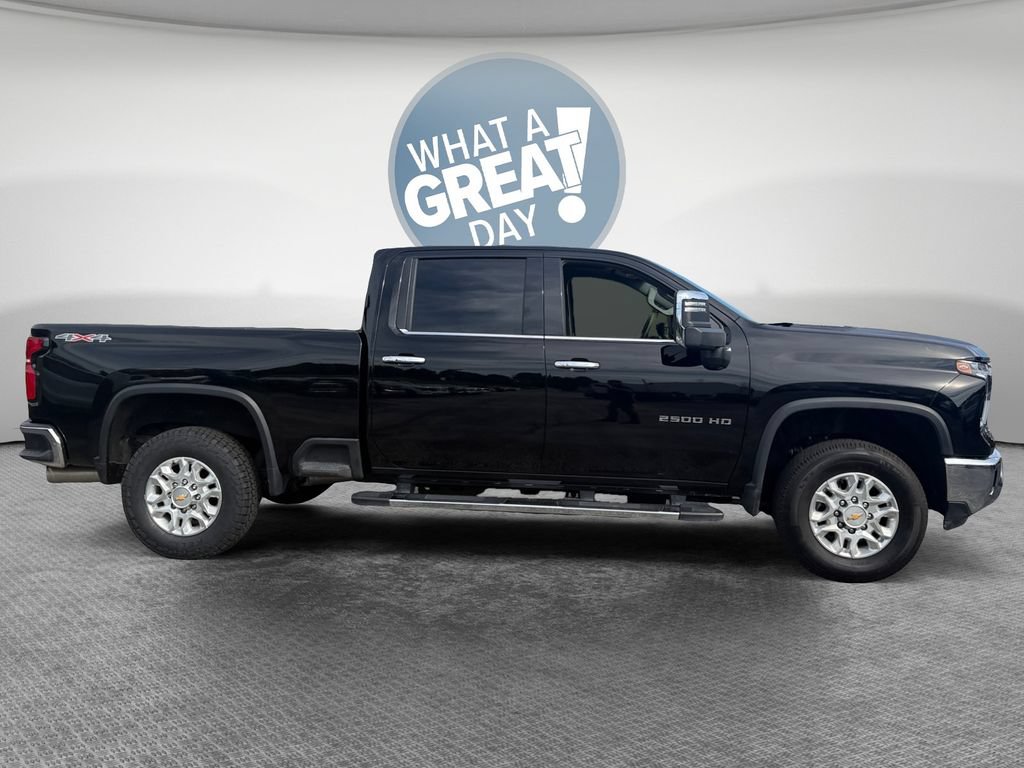 Certified 2026 Chevrolet Silverado 2500 LTZ AWD/4WD image 2