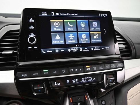 Used 2025 Honda Odyssey EX-L image 18