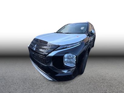 Used 2025 Mitsubishi Outlander SEL