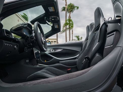 New 2026 McLaren Artura Spider image 18