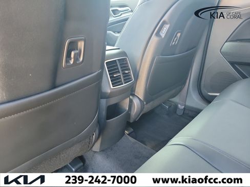 Used 2025 Kia Sportage EX w/ EX Premium Package AWD/4WD image 14