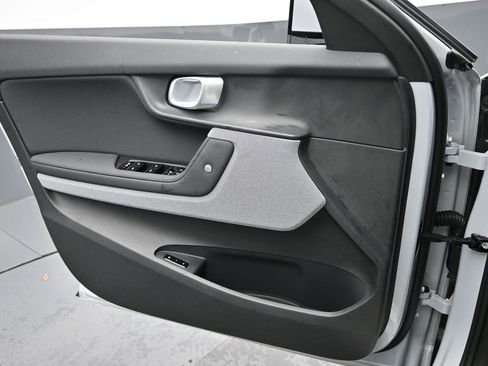 Used 2023 Polestar Polestar 2 w/ Pilot Pack image 21