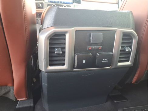 Used 2022 Ford F350 Platinum AWD/4WD image 26