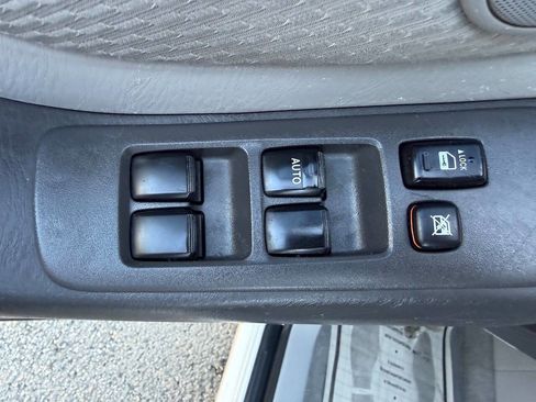 Used 2006 Toyota Highlander 4WD Hybrid image 17