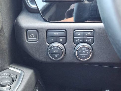 Used 2024 Chevrolet Silverado 1500 LTZ AWD/4WD image 23