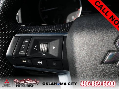 Used 2023 Mitsubishi Outlander SE Black Edition image 15