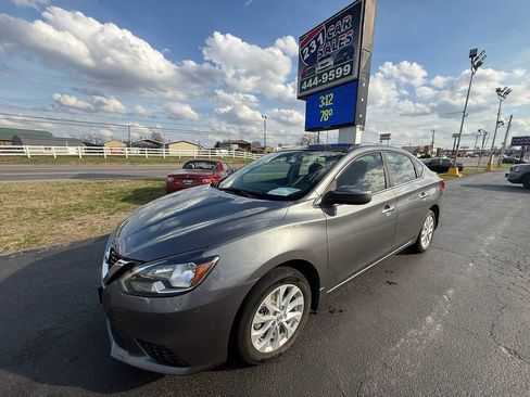 Used 2019 Nissan Sentra SV image 8